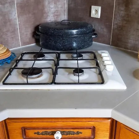 3 A Avec Piscine Villa